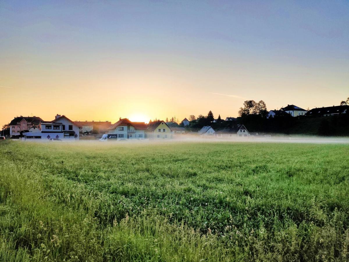 Monteurzimmer Mit Singlekueche Kaufing Exterior photo